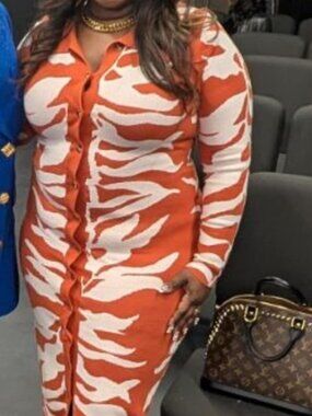 Sweater Dress with Tropical pring